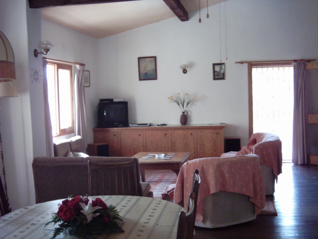 CASA RURAL EN PARTIDA ALCOCONS