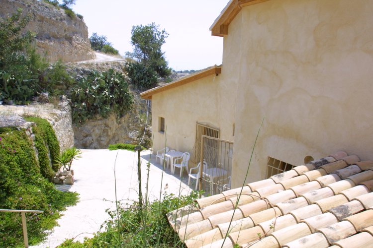 CASA RURAL EN PARTIDA ALCOCONS