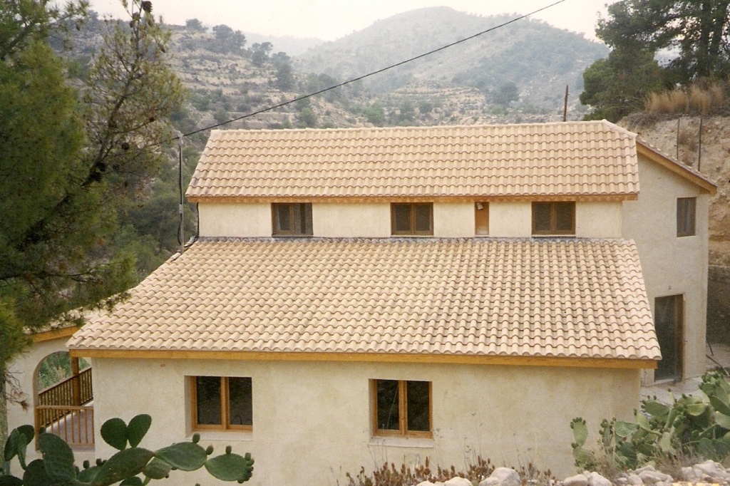 CASA RURAL EN PARTIDA ALCOCONS