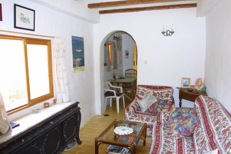 CASA RURAL EN PARTIDA ALCOCONS